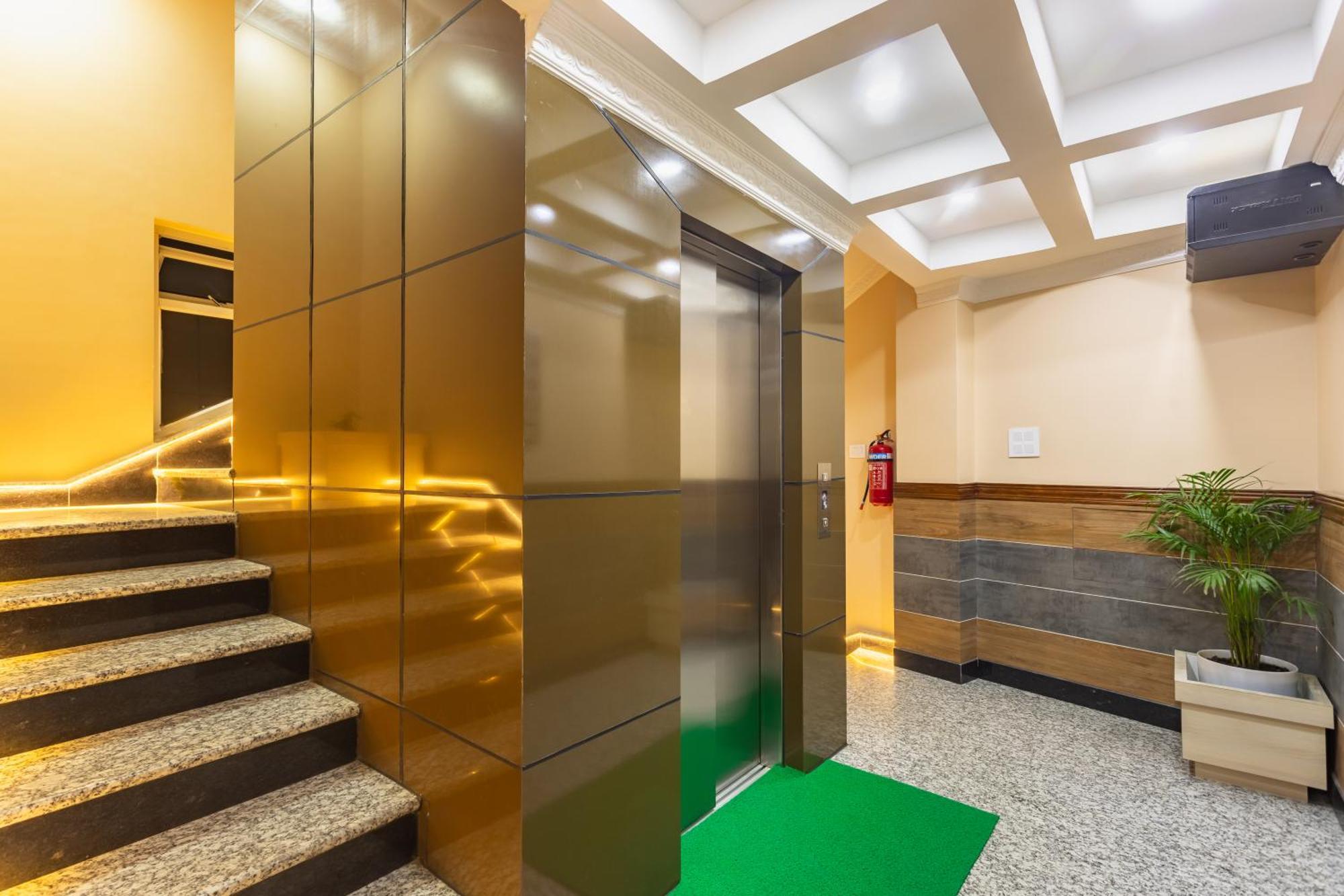 Airport Diana Hotel Káthmándú Exteriér fotografie